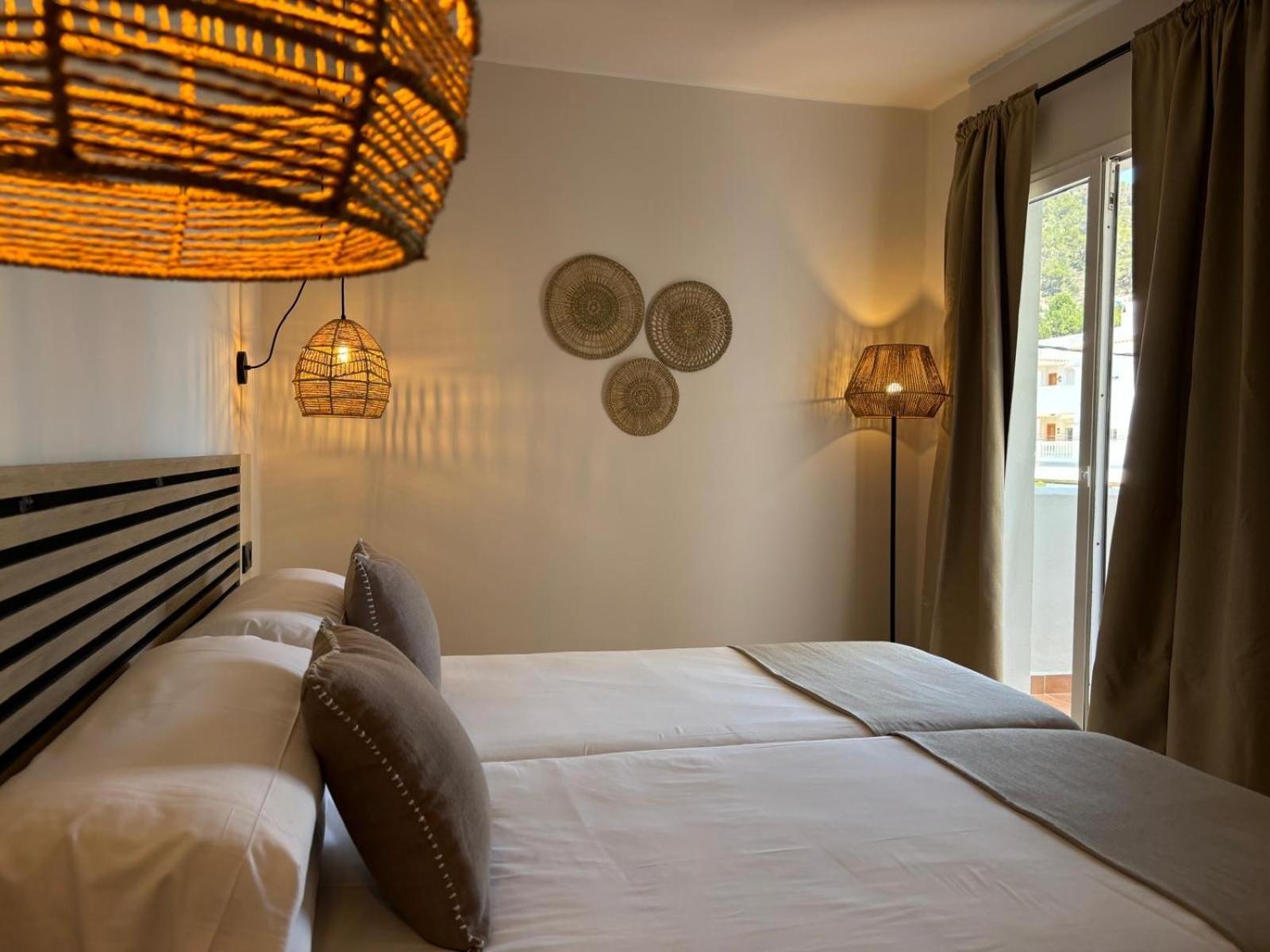 Apartamentos Ses Veles Cala Llonga  Zimmer foto